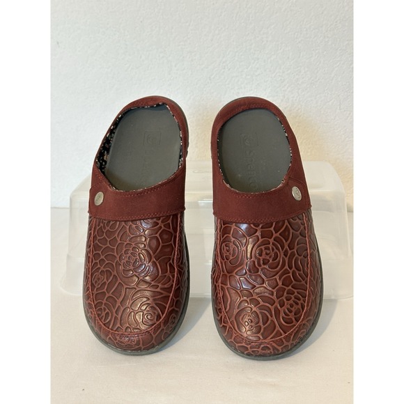 Spenco Shoes - Spenco Alicia Floral Embossed Red Leather Mule Clog Slip On Shoes Womens Sz 9